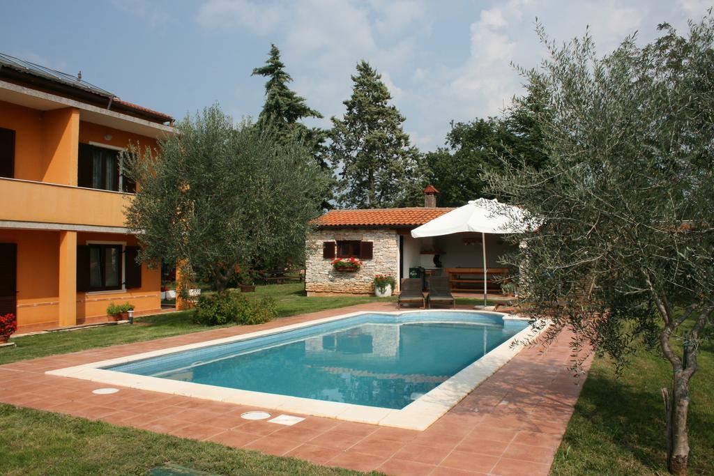 Sossa Apartments Umag Room photo